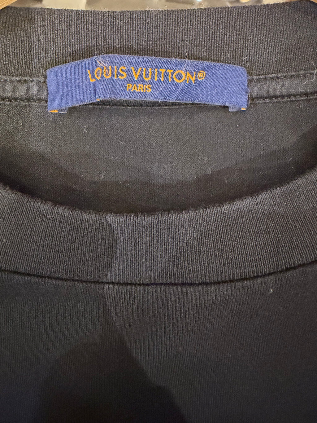 Louis Vuitton Monogram
Gradient Tee - Black