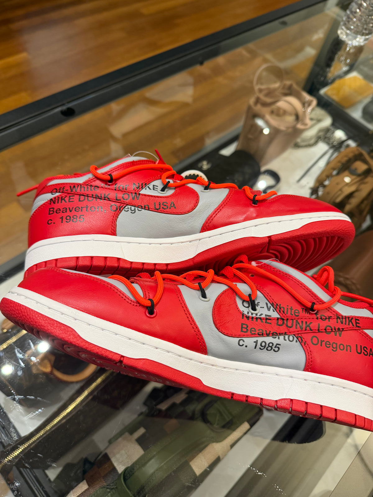 Nike Dunk Low 'Off-White
University Red'