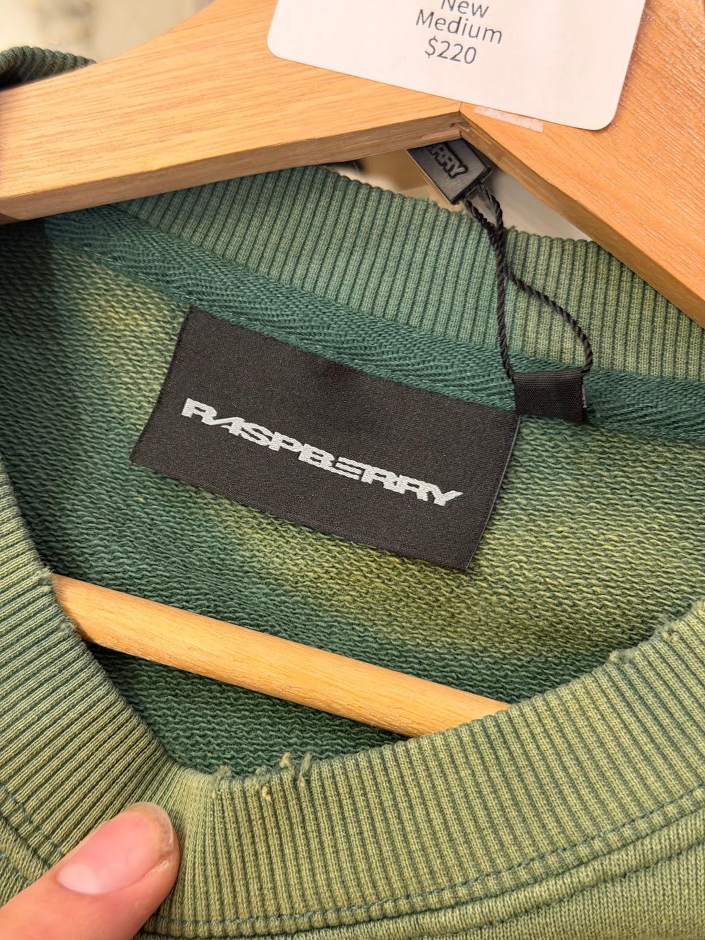 GV Gallery ‘g-3’ Distressed Crewneck - Green