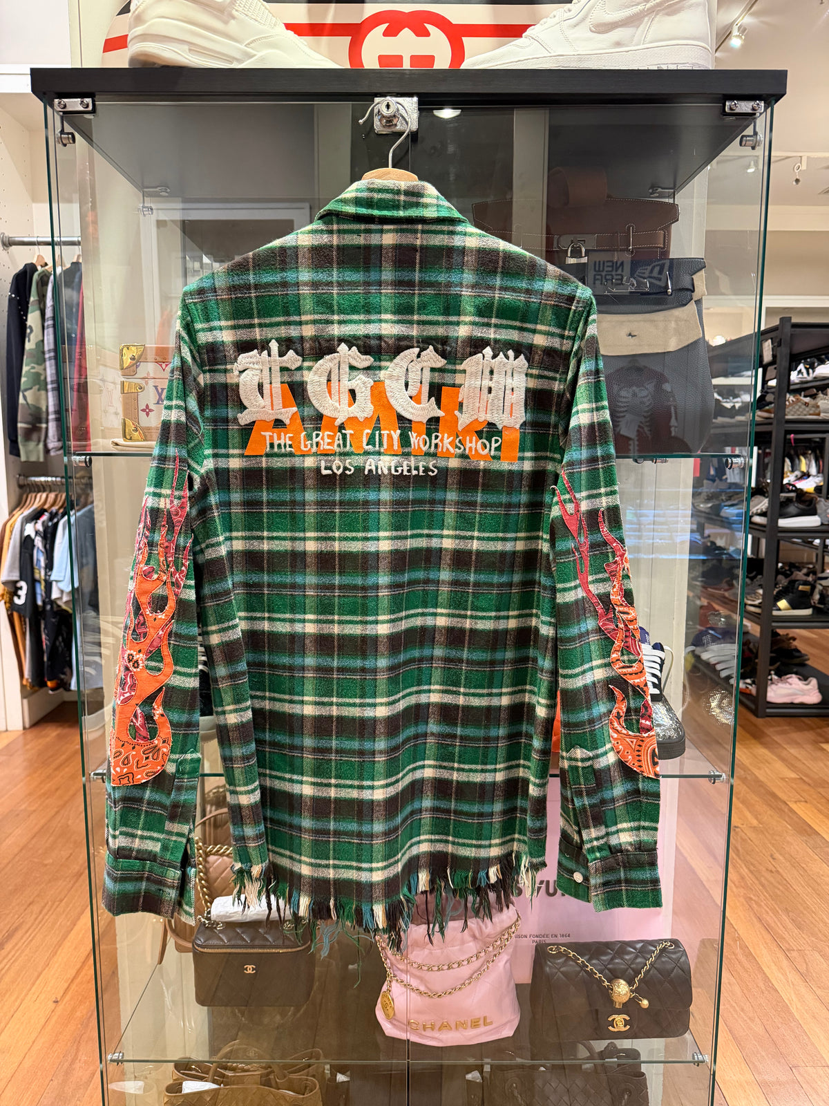 Amiri x The Great City
Workshop Distressed Flannel
- Green