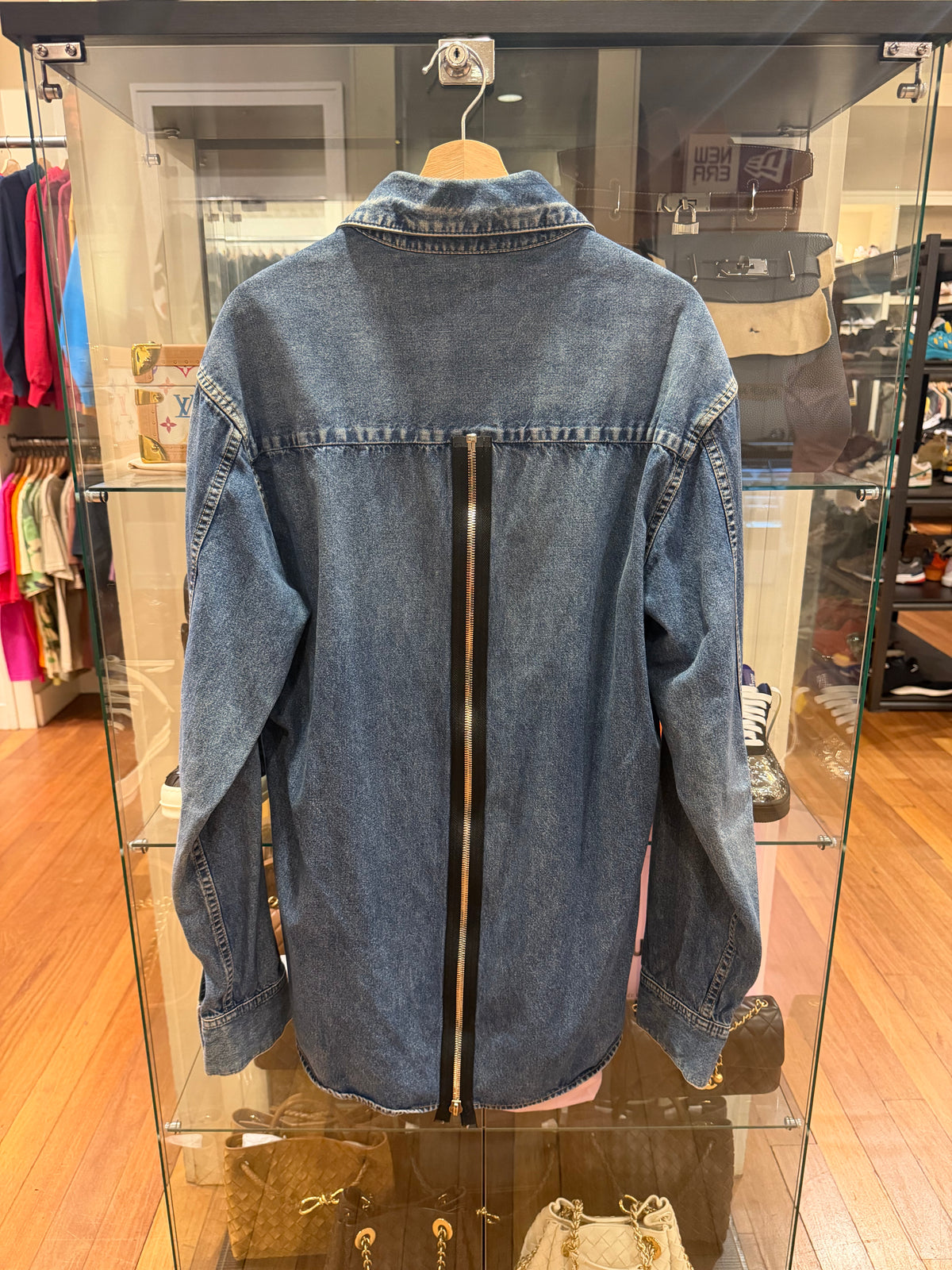 AMBUSH Back Zipper Denim
Shirt Jacket