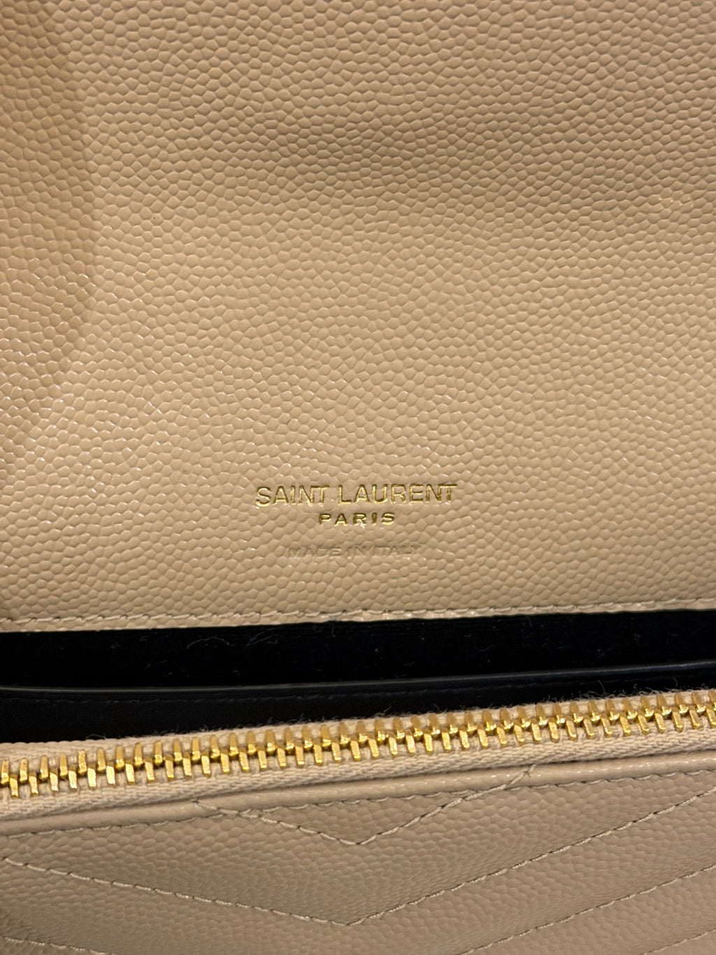 Saint Laurent Cassandre Chain Wallet - Dark beige