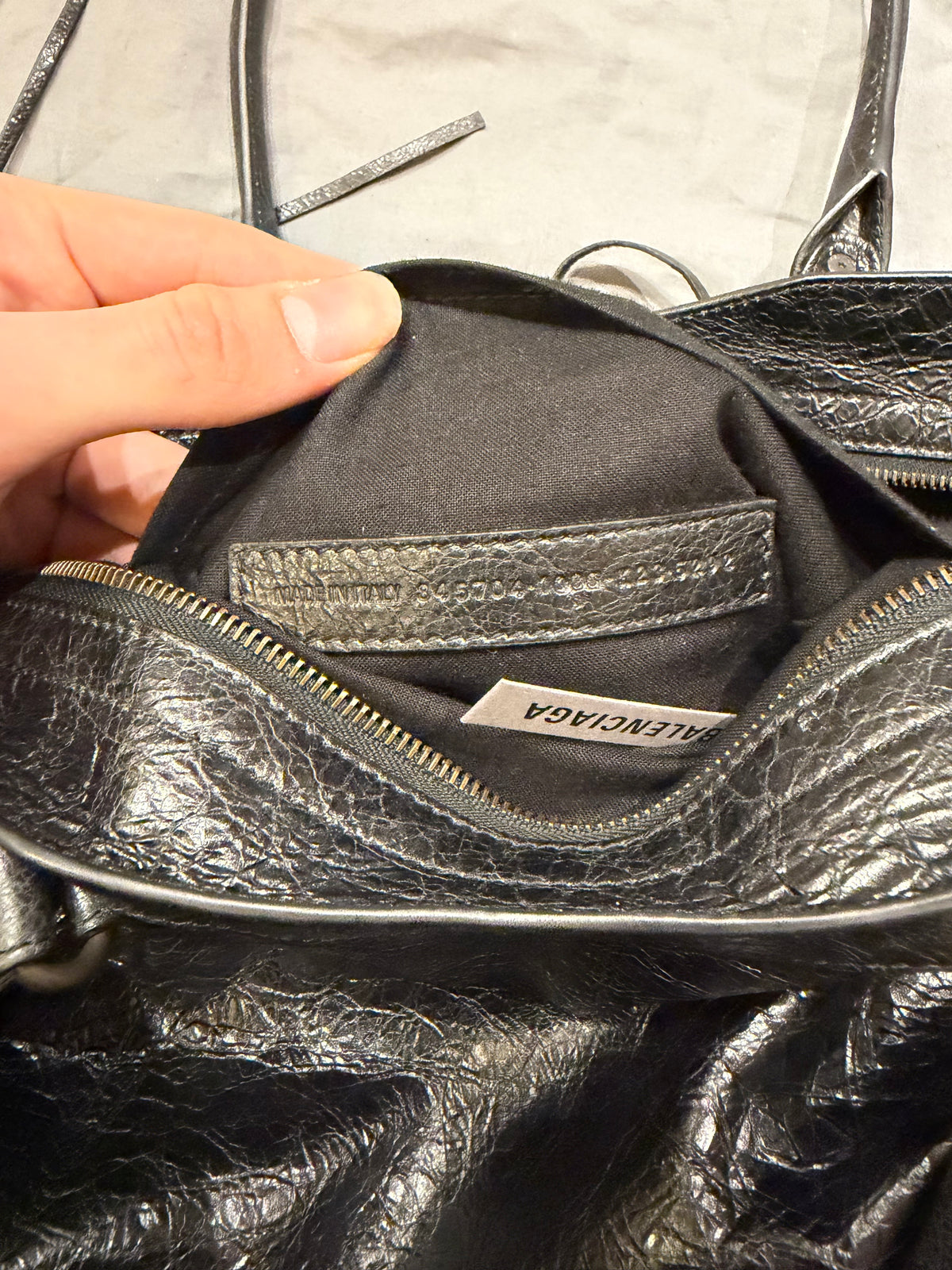 Balenciaga Le City Bag East-West - Black