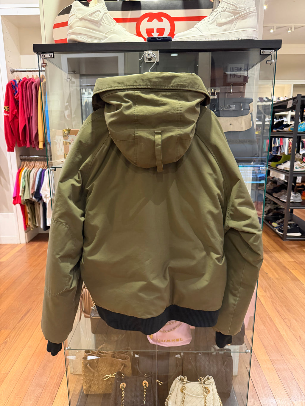 Canada Goose Chilliwack Bomber Down Jacket - Olive