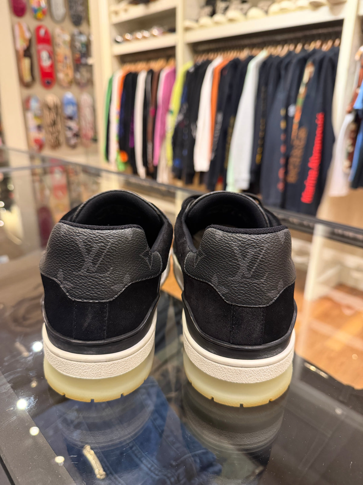 Louis Vuitton Trainer - Black Monogram