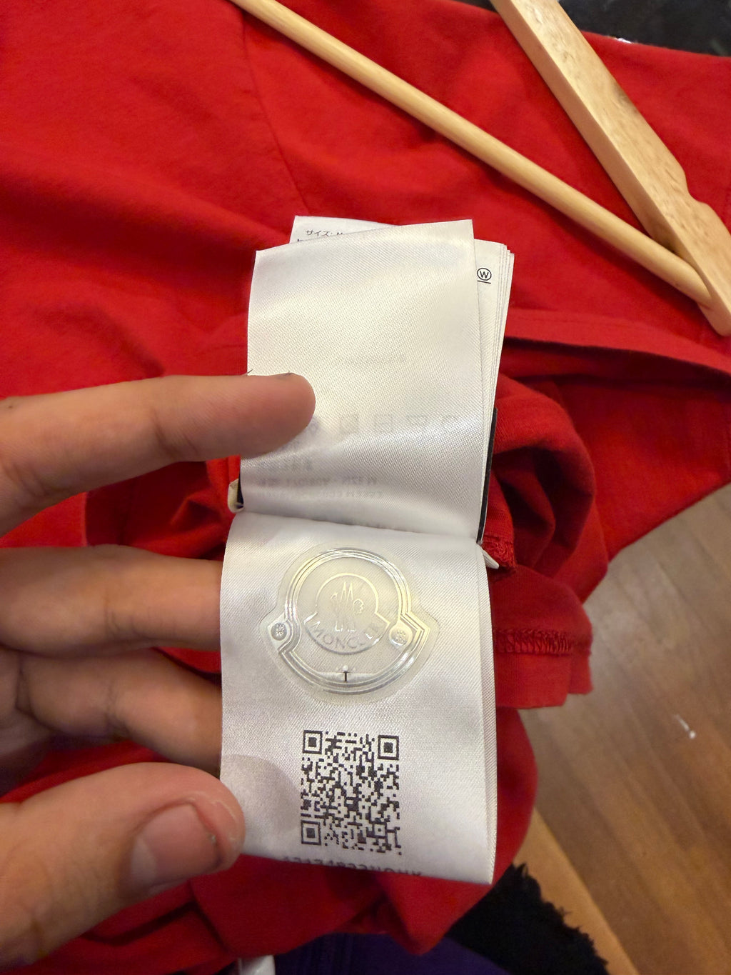 Moncler Genius x Fragment Hiroshi Fujiwara Circus Tee-
Red