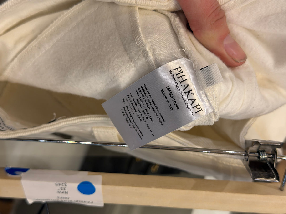 Pihakapi Belt Denim Jeans - White