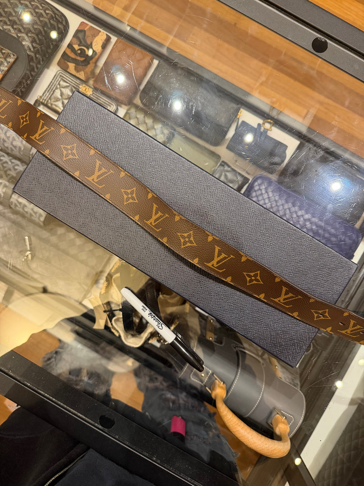 Louis Vuitton LV Pyramid Flower 40mm Reversible Belt