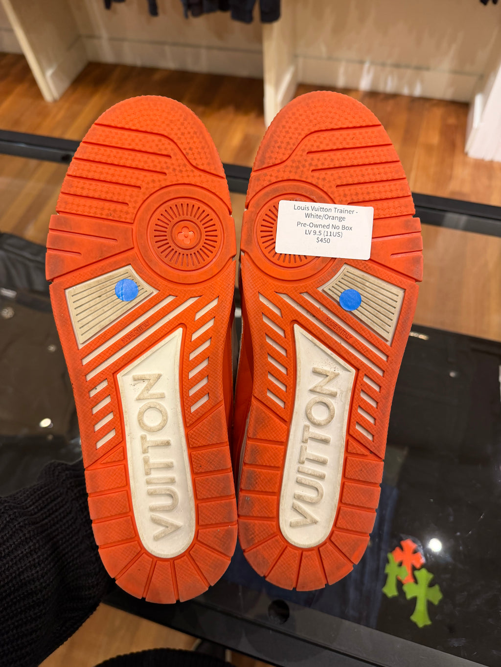 Louis Vuitton Trainer - White / Orange