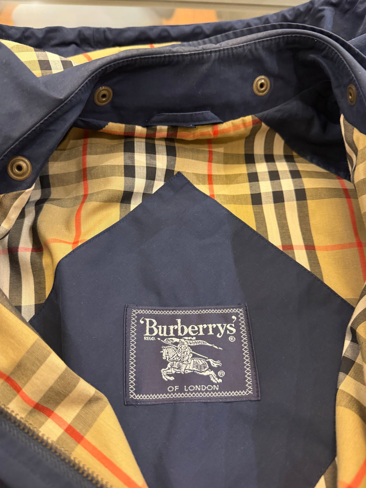 Vintage Burberry Hooded
Rain Jacket - Navy