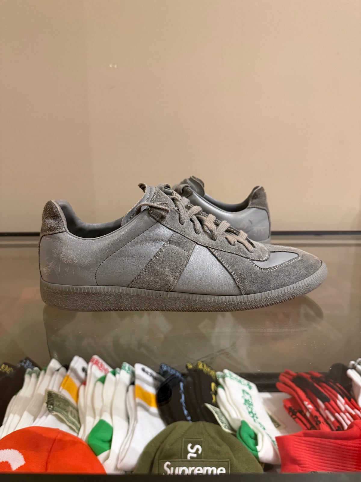 Maison Margiela Replica GATS
- Grey