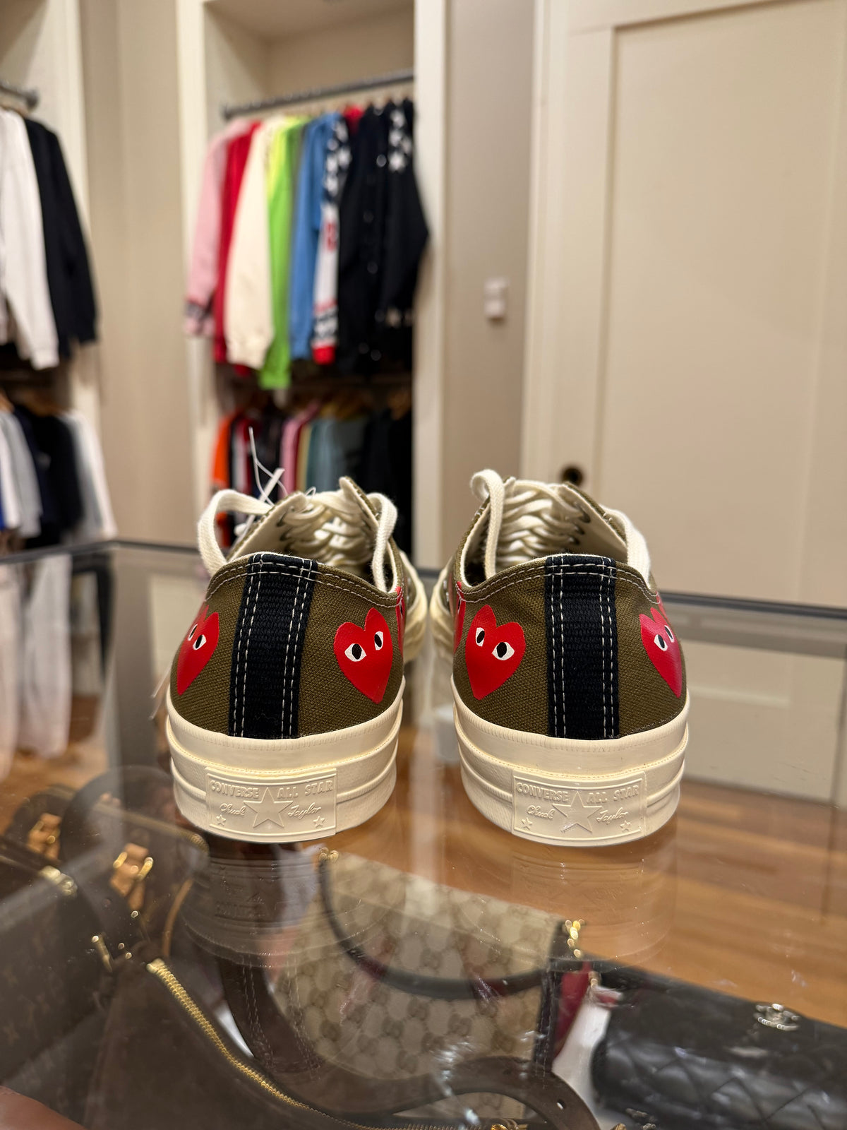Comme Des Garçons PLAY x Converse Chuck 70 Low Top ‘Multi Heart’ - Olive/Khaki