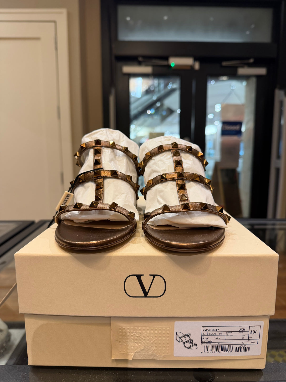 Valentino Garavani Rockstud Metallic Calfskin Heel