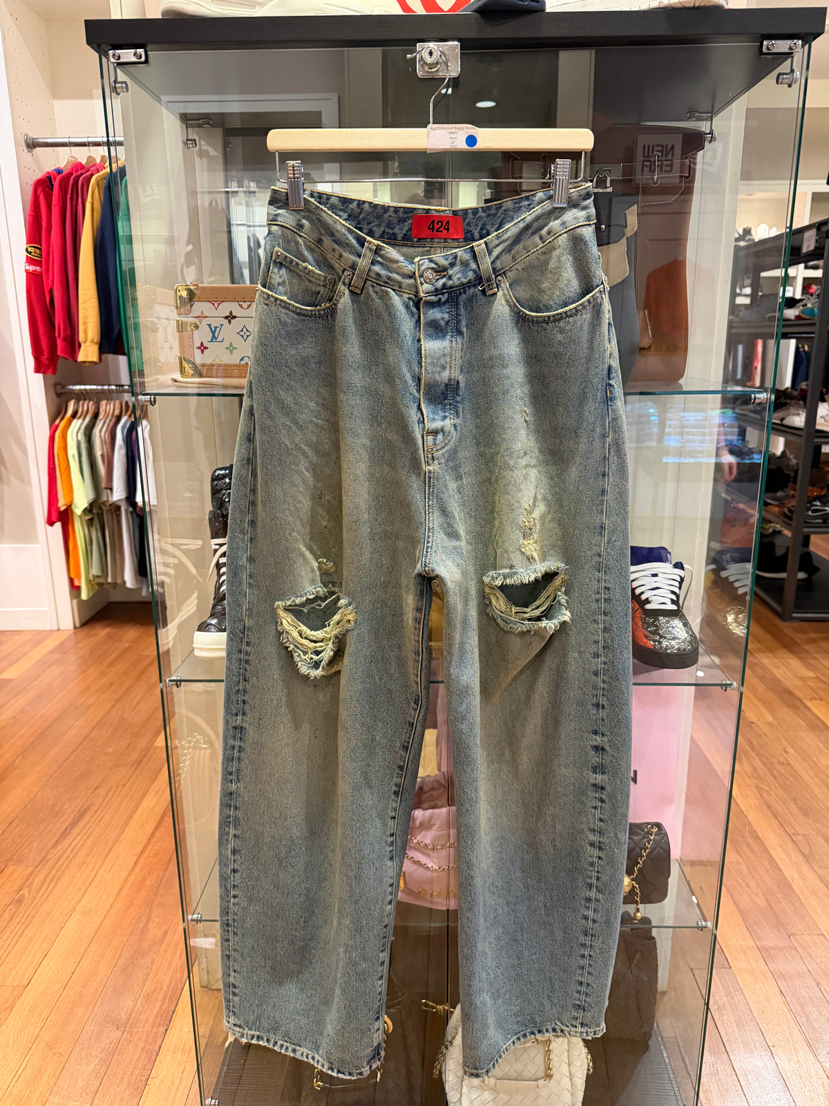 424 Distressed Baggy Denim Jeans