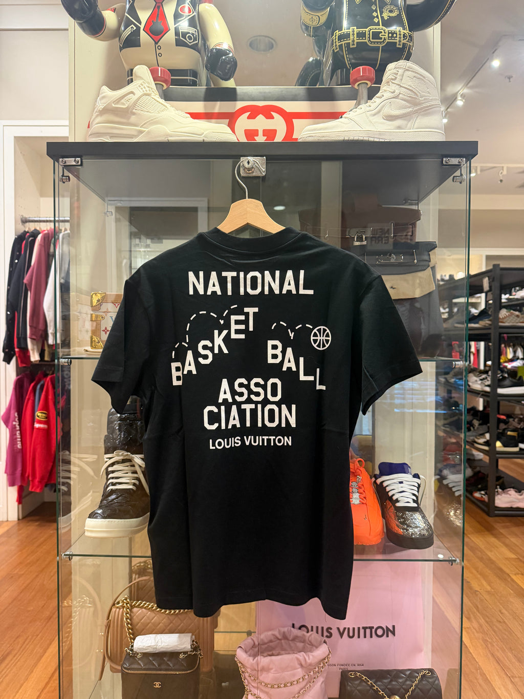 Louis Vuitton x NBA Tee -
Black