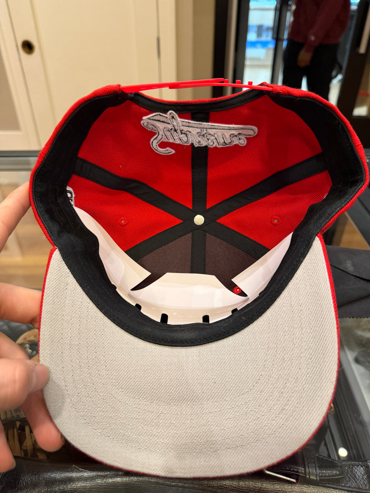 Supreme World Famous S Logo 6 Panel Baseball Cap - Red
