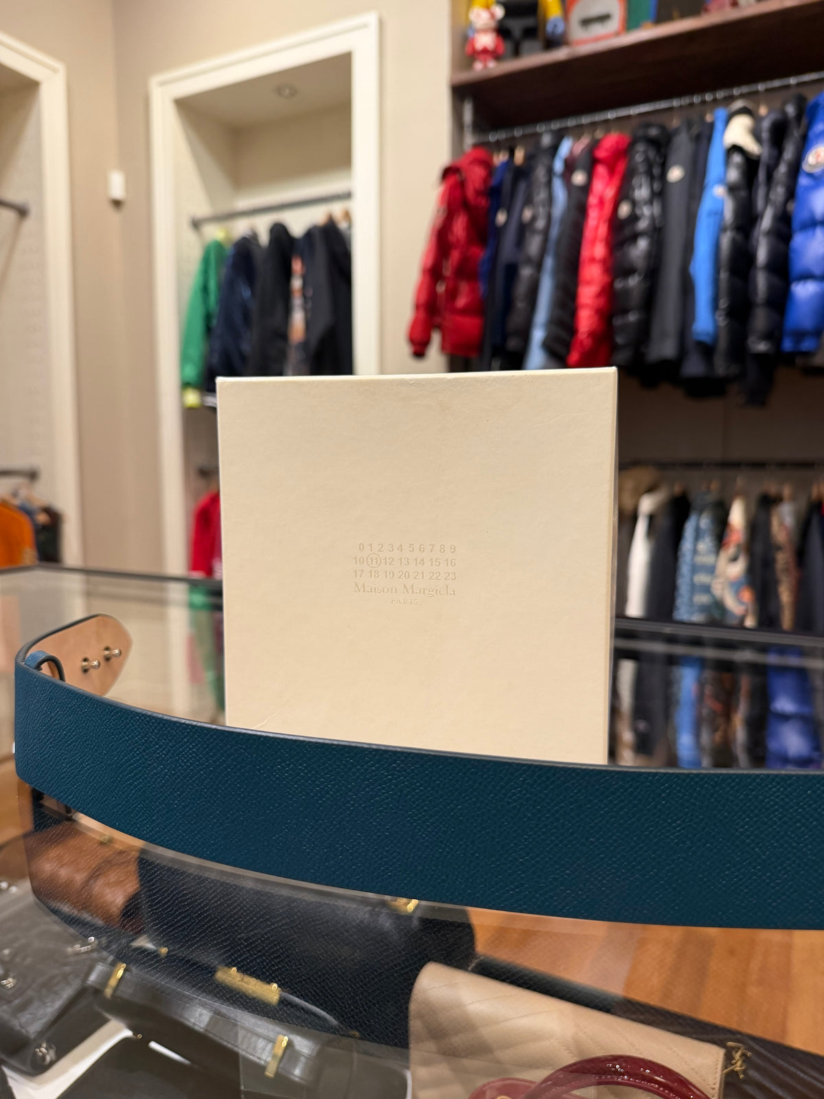 Maison Margiela Four Stitch Grained Leather Belt - Blue