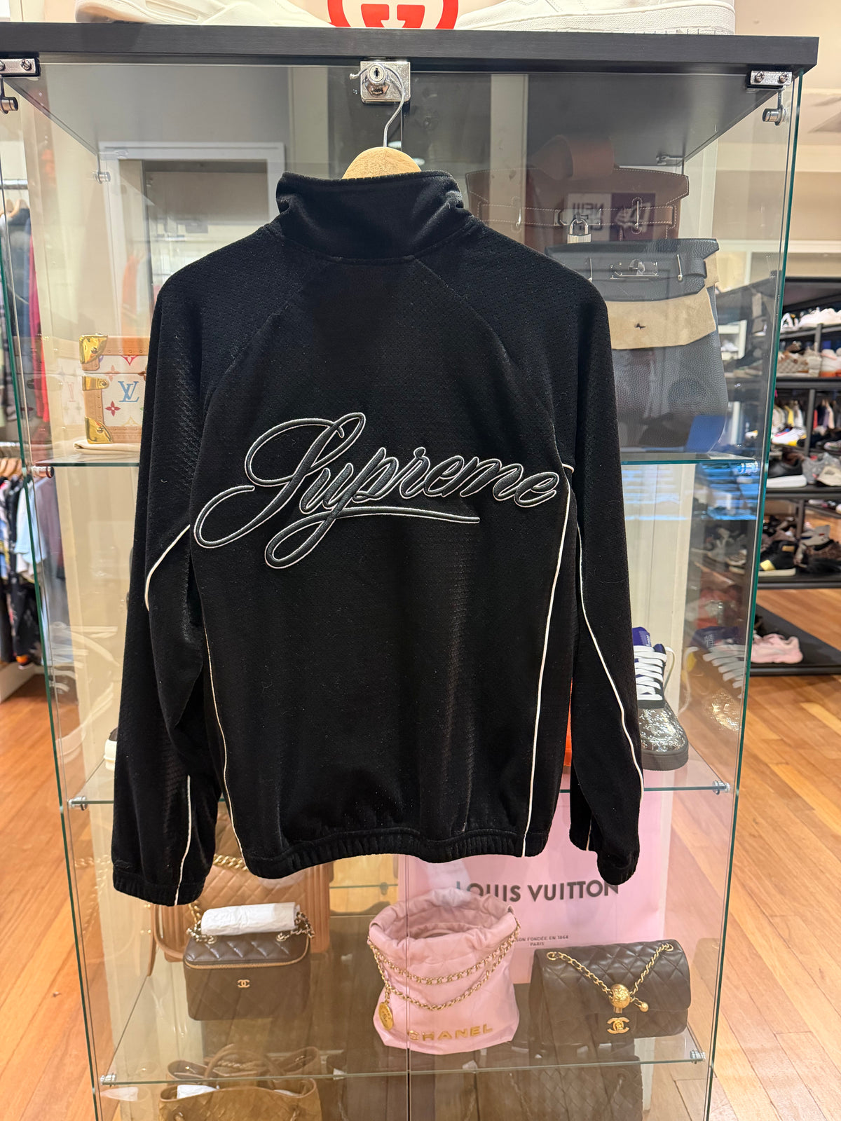 Supreme Velour Mesh Track
Jacket - Black