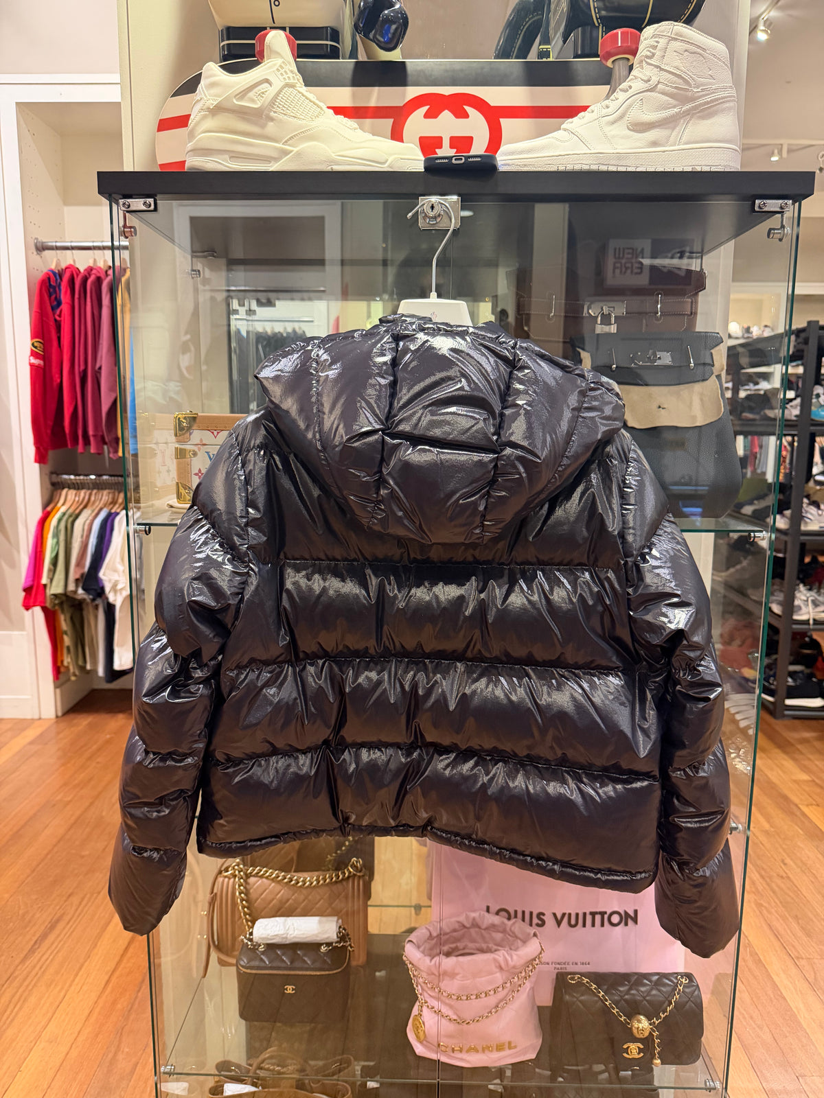 Moncler Niveole Guibbotto Short Down Puffer Jacket - Navy
