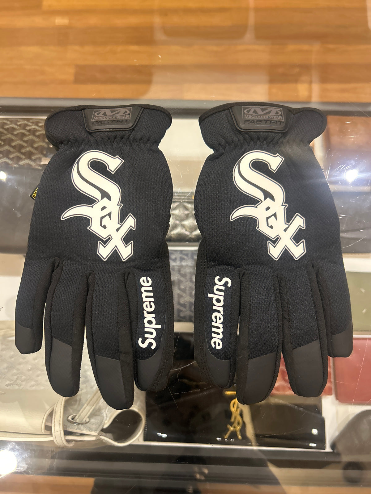 Supreme Mechanix FastFit MLB Teams Gloves