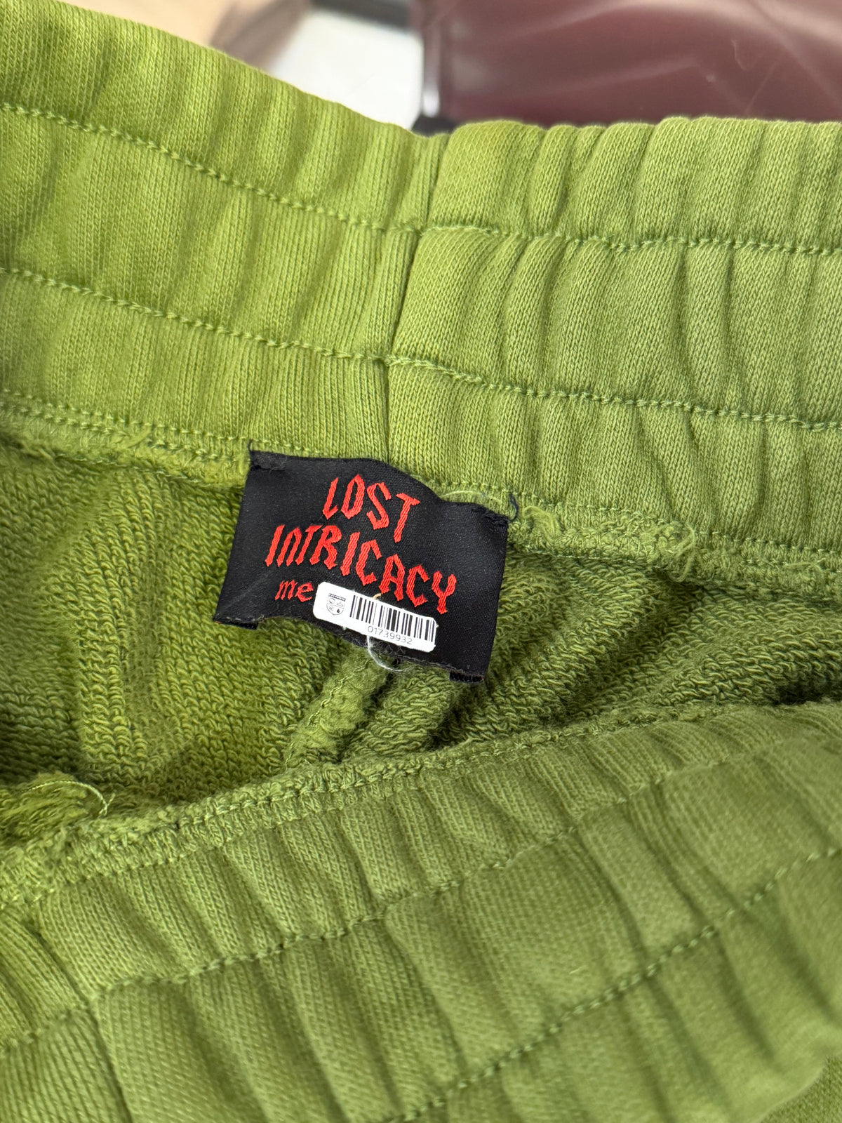 Lost Intricacy Flare
Sweatpants - Green