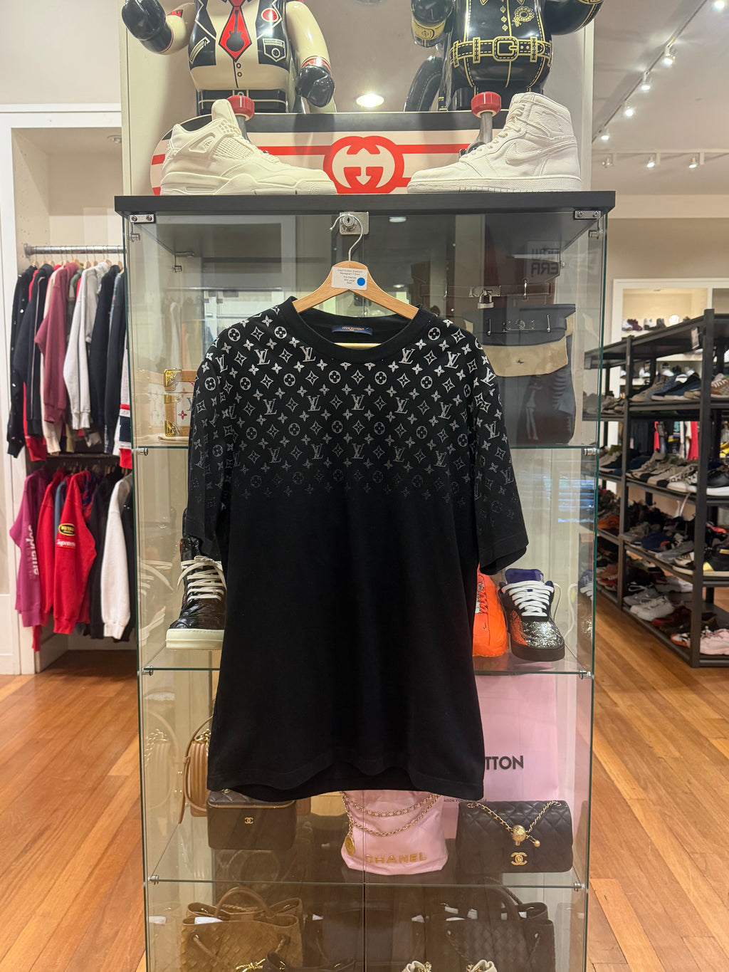 Louis Vuitton Gradient
Monogram T-Shirt