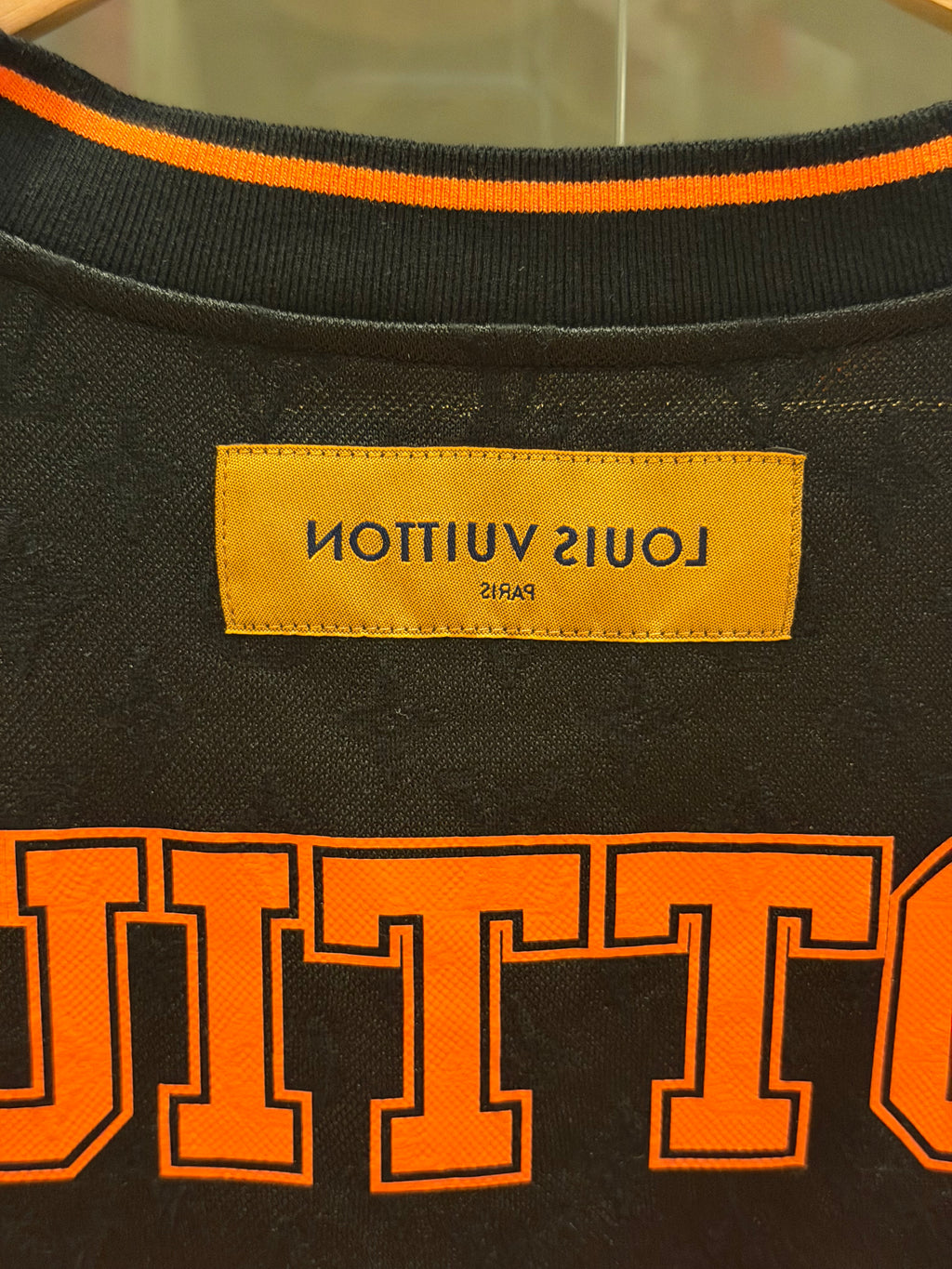 Louis Vuitton Monogram Sporty V-Neck Tee - Black/Orange