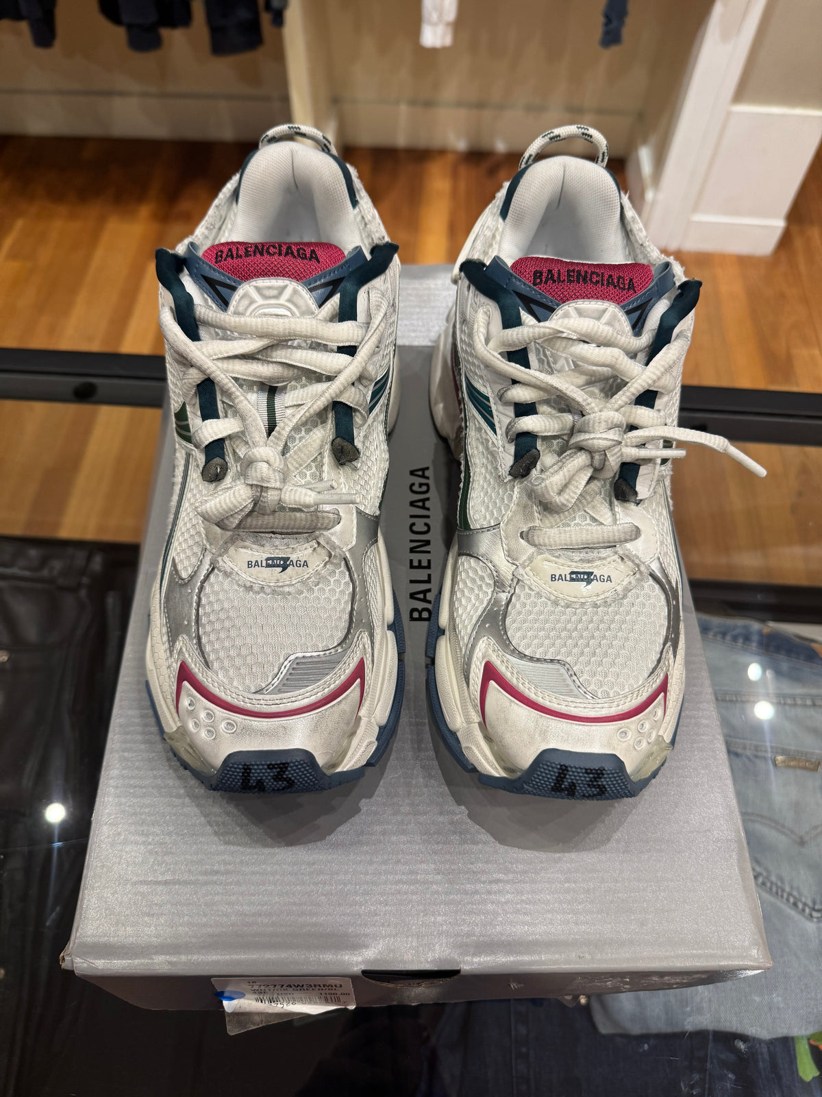 Balenciaga Runner - White / Pink / Blue
