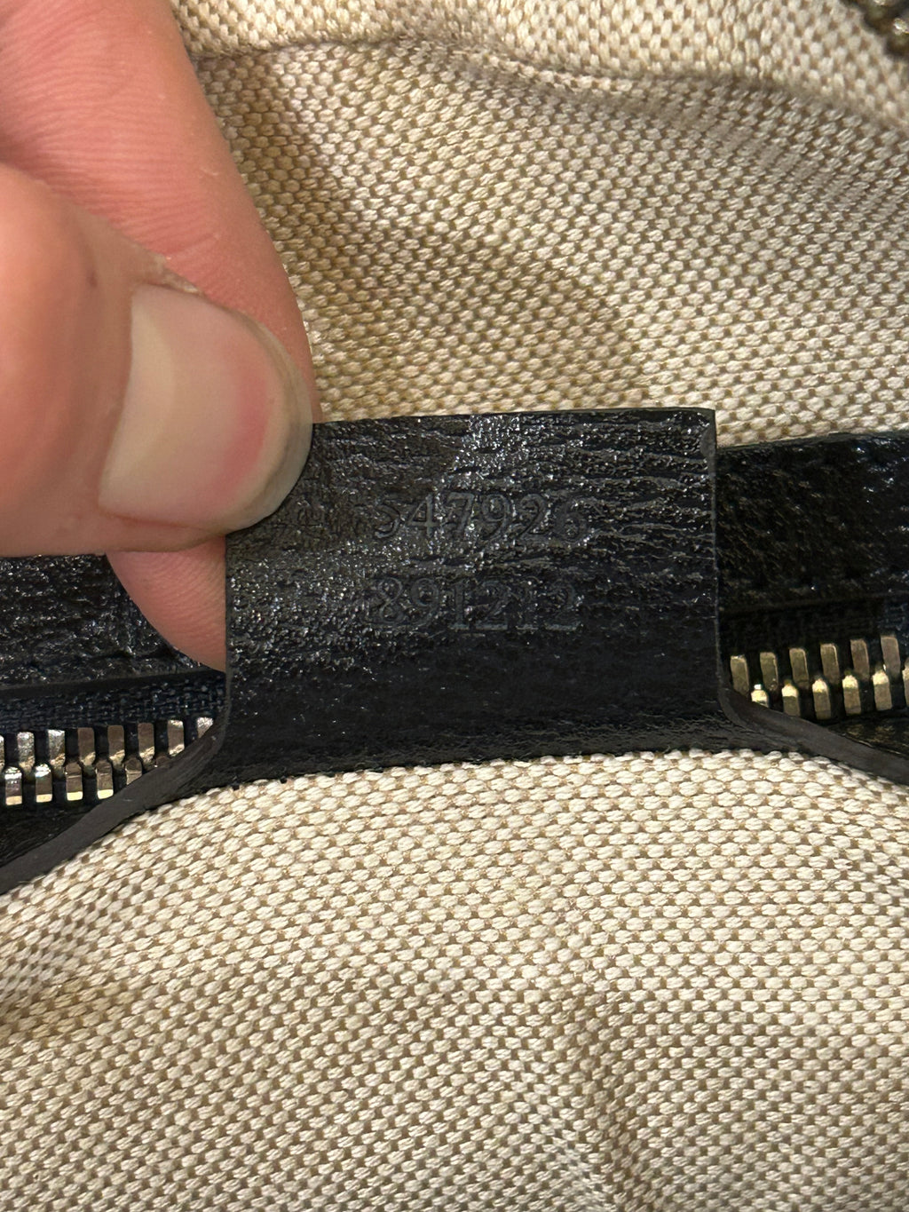 Gucci Ophedia GG Supreme Small Messenger Bag