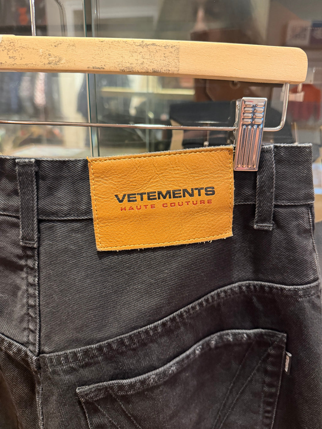 Vetements Washed Wide Leg Denim Jeans - Black