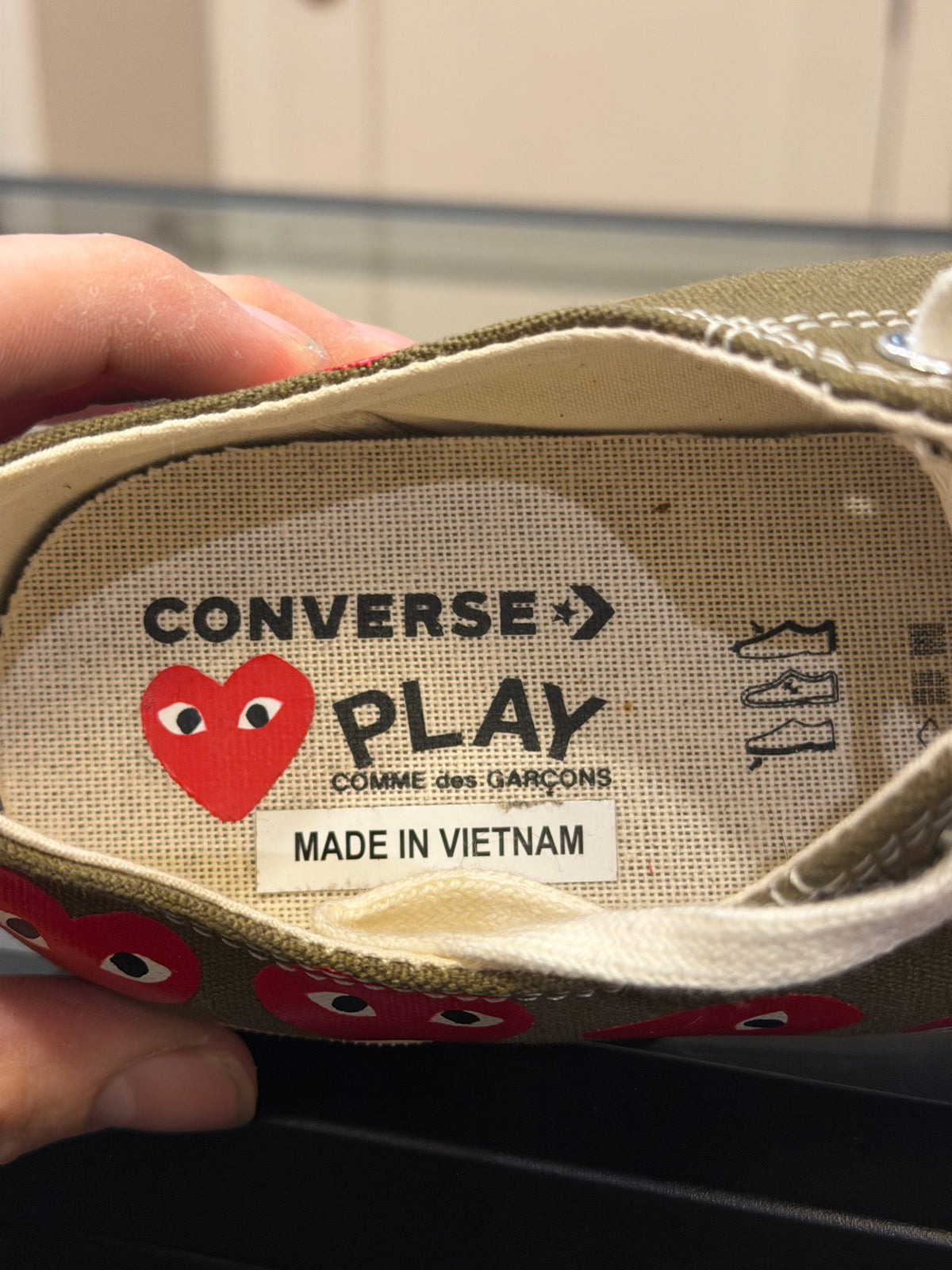 Comme Des Garçons PLAY x Converse Chuck 70 Low Top ‘Multi Heart’ - Olive/Khaki