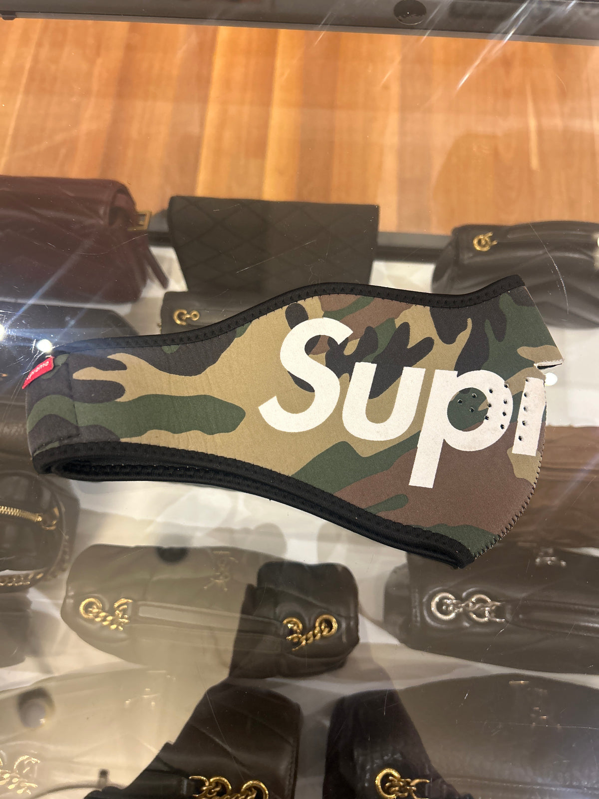Supreme Logo Facemask - Camo