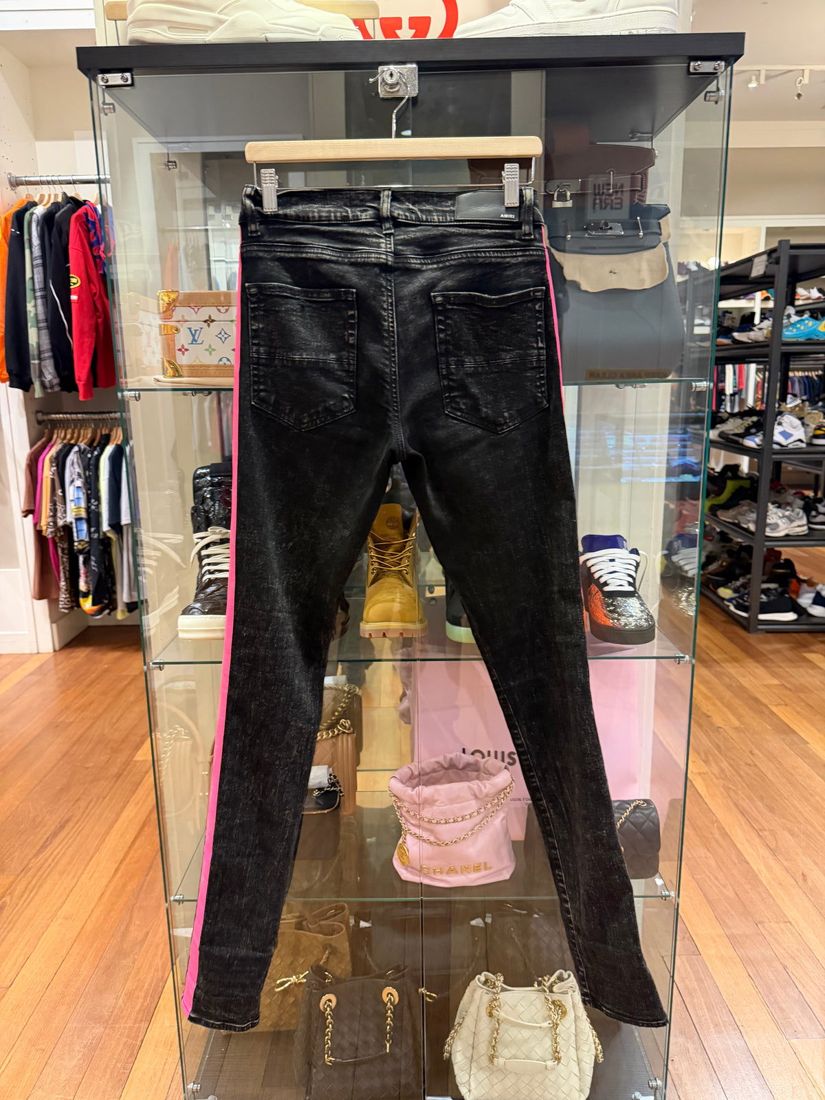 Amiri Track Stripe Denim
Jeans - Black/Pink