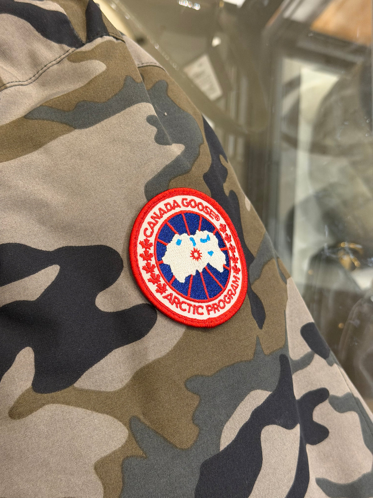 Canada Goose Forester Field
Down Jacket