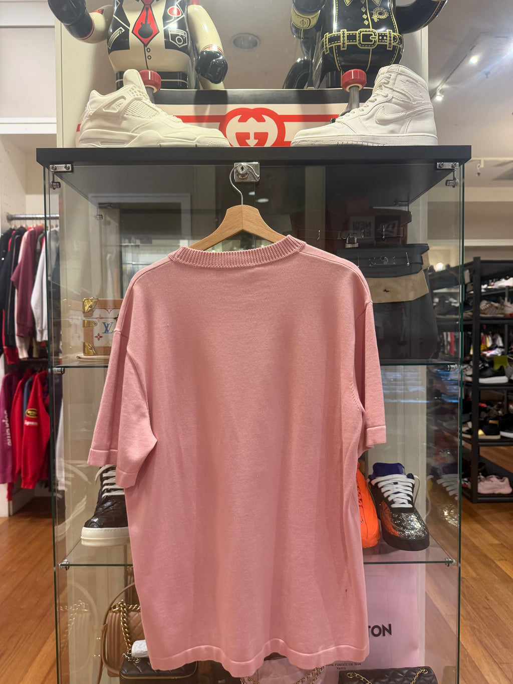 Louis Vuitton Staples Edition
Embroidered Tee - Pink