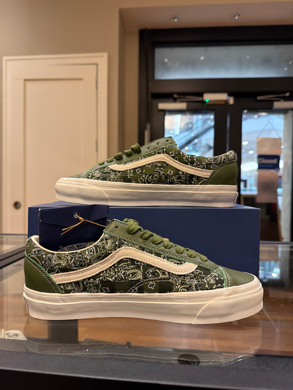 Vans Premium Old Skool 36 ‘Bandana Green Balsam