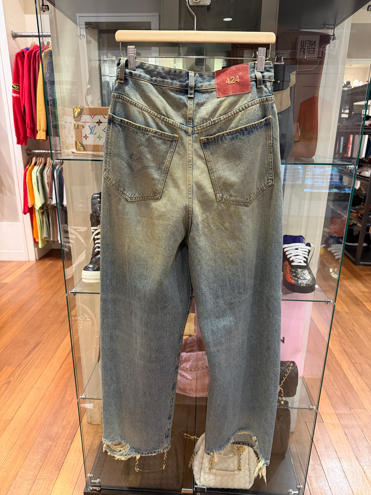424 Distressed Baggy Denim Jeans