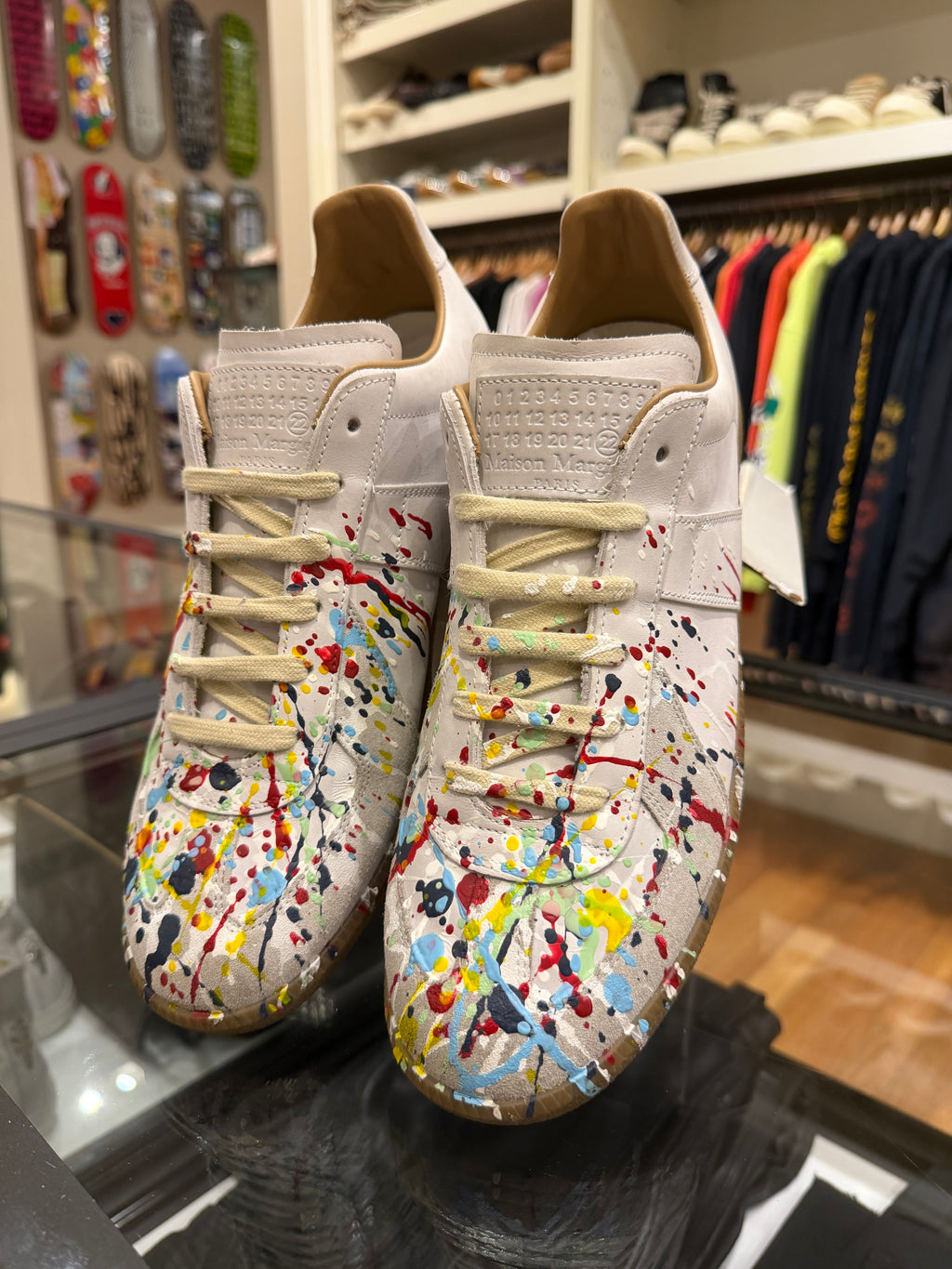 Maison Margiela Paint Splatter Gat - White