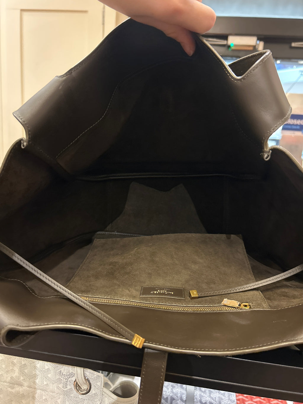 Saint Laurent Le 5 á 7 Bea Tote