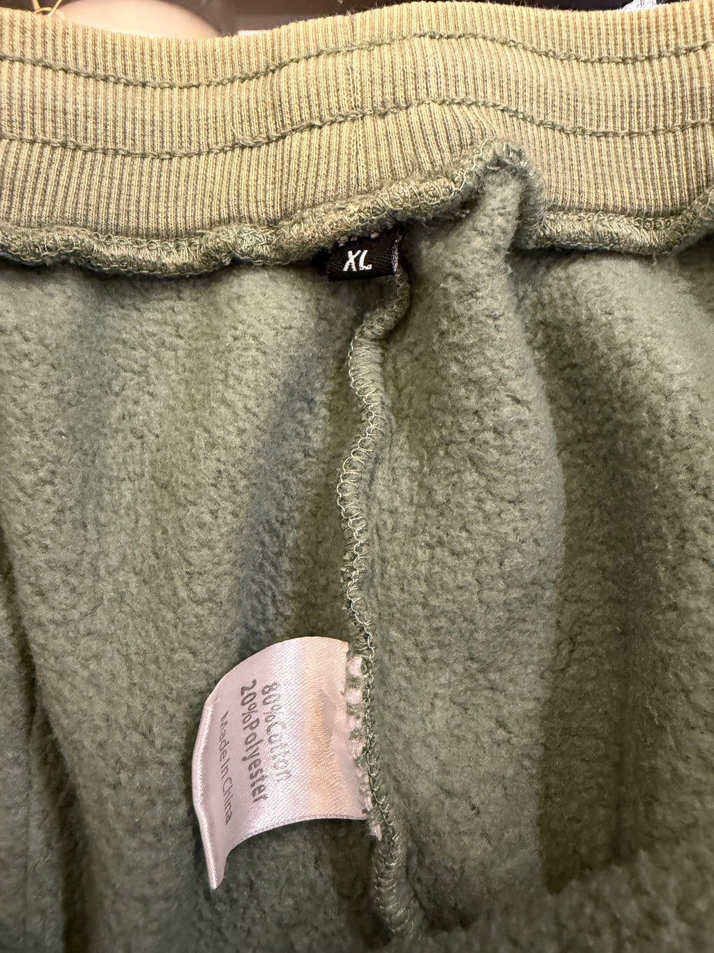 GV Gallery Raspberry Hills
'Casamigos' Sweatpants -
Green