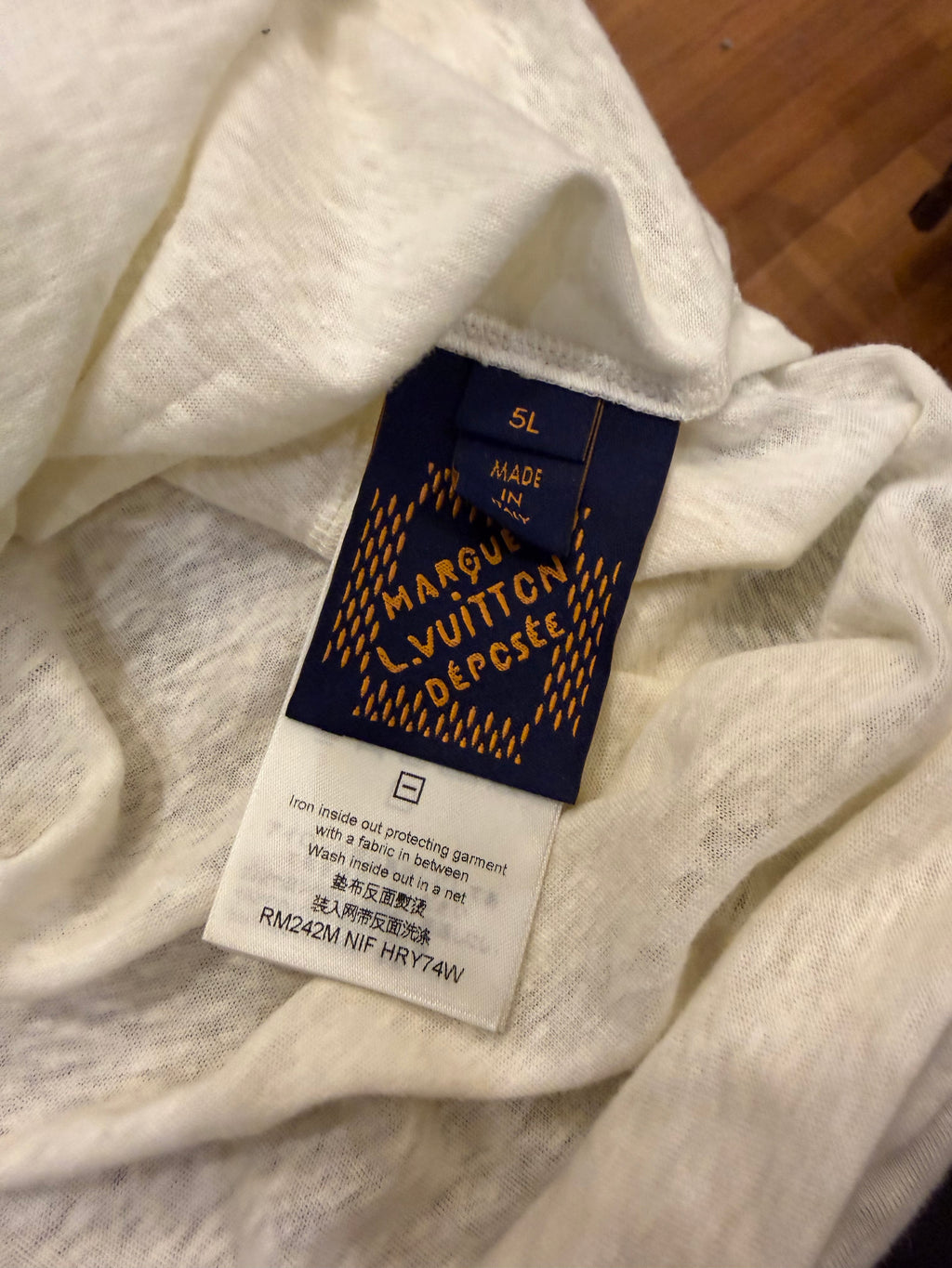 Louis Vuitton Horse Graphic
Tee - White