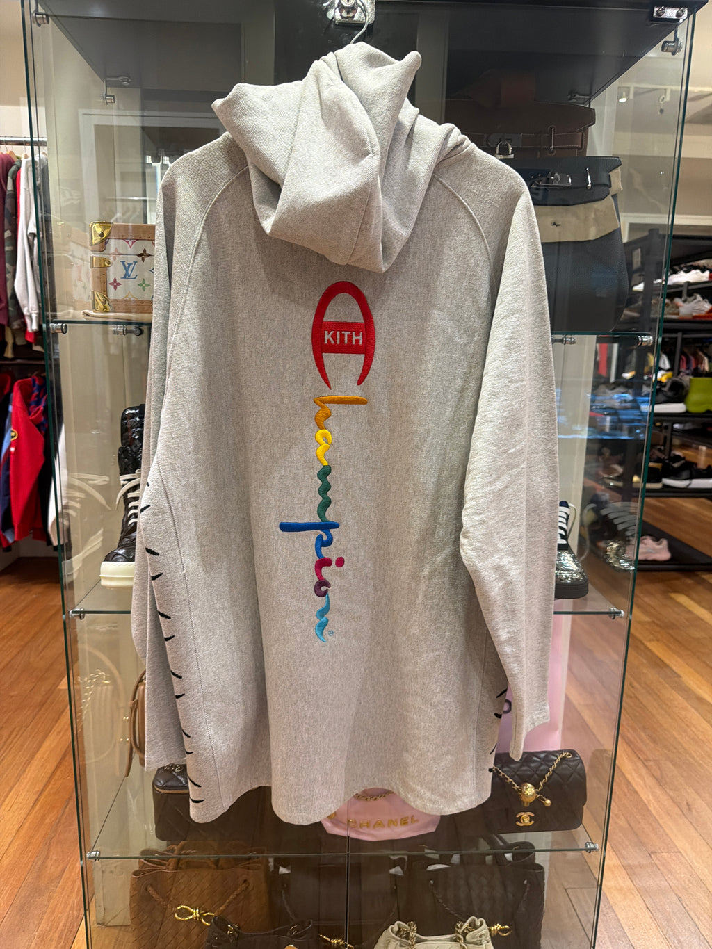 Kith x Champion SS18
Extended Hoodie - Grey