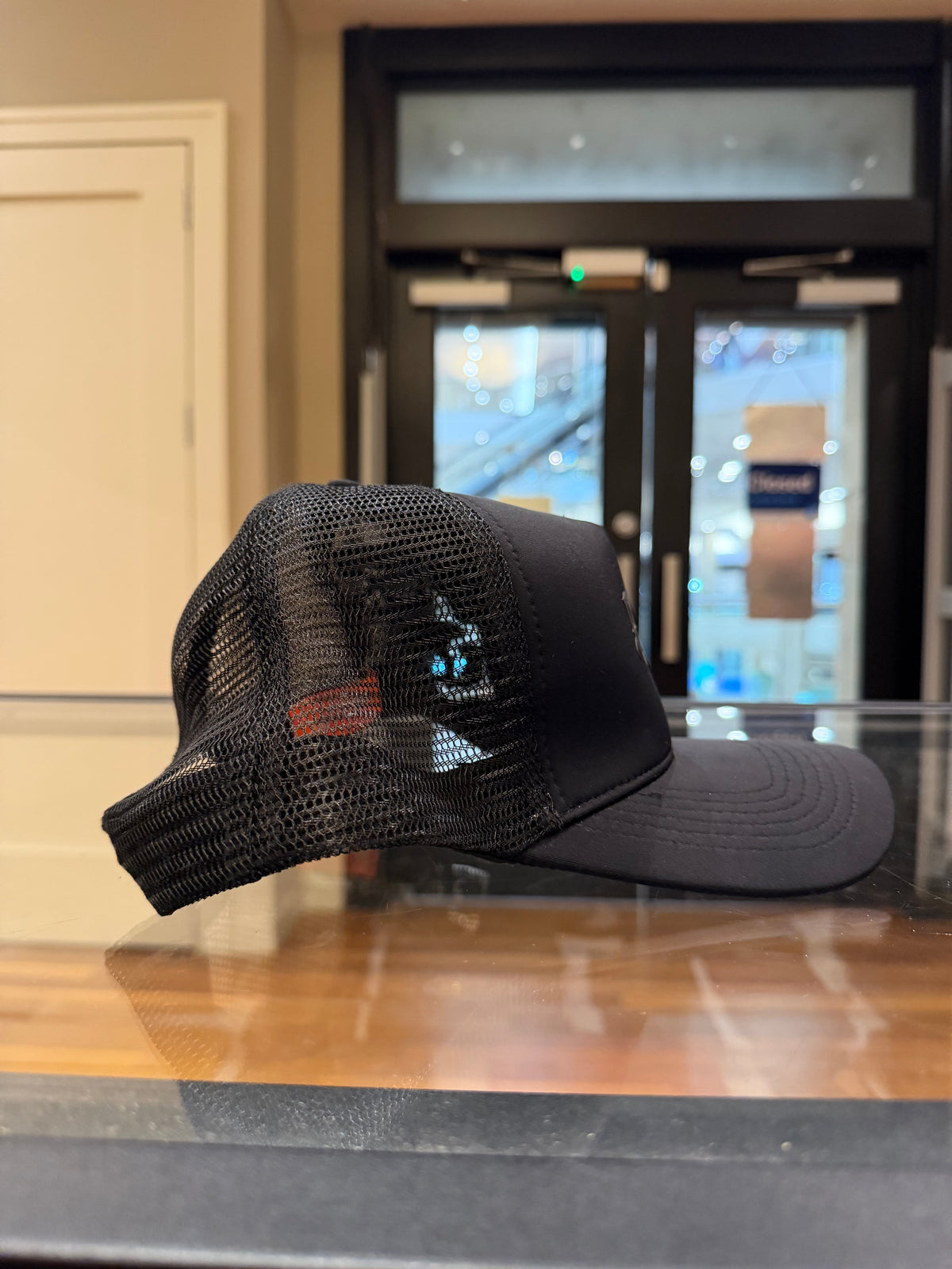 Bossi Skull Trucker Hat - Black