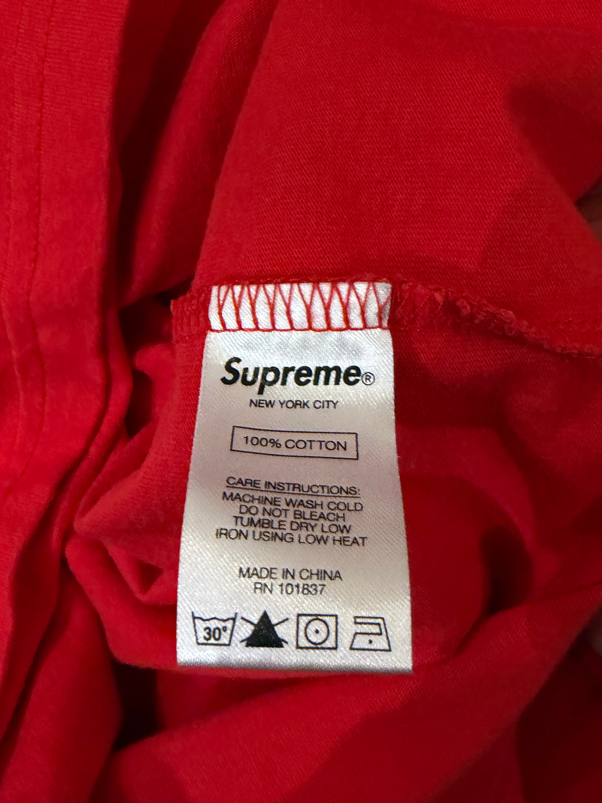 Supreme Best of The Best
Hoodie Shirt - Red