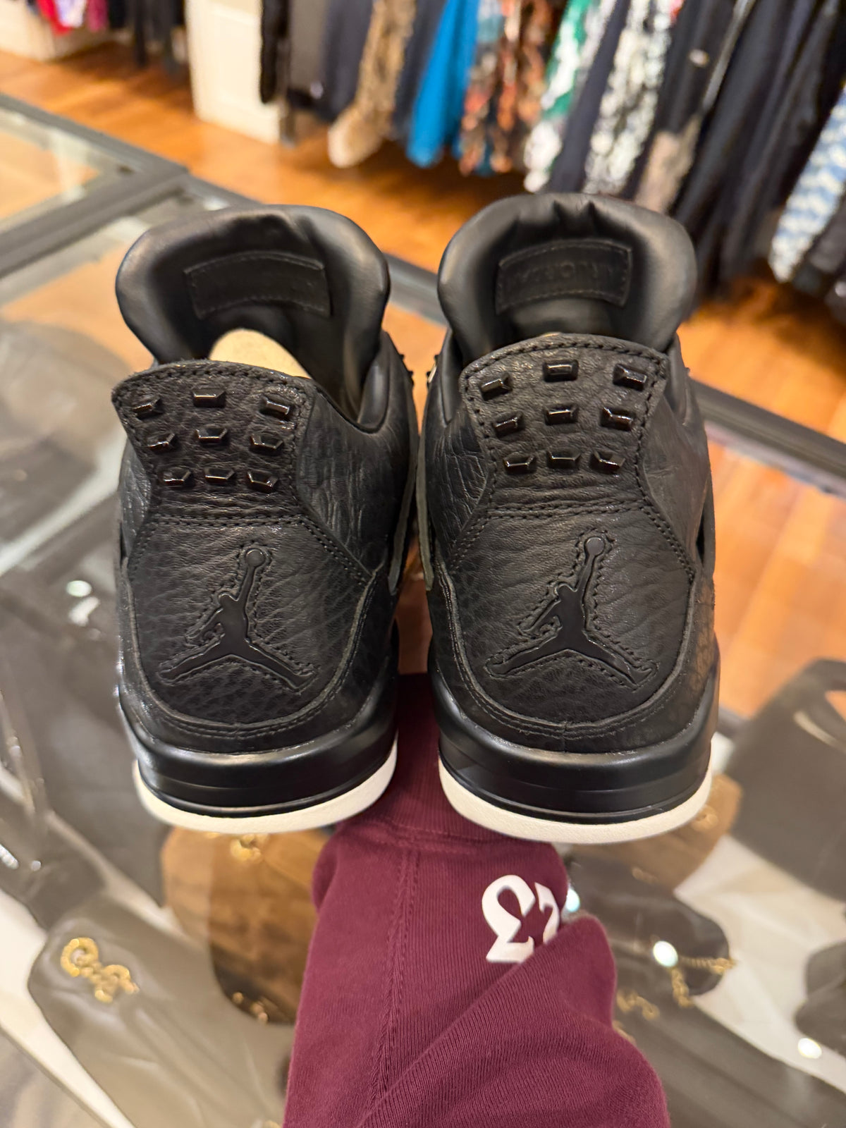 Jordan 4 Retro 'Pony Hair
Black'