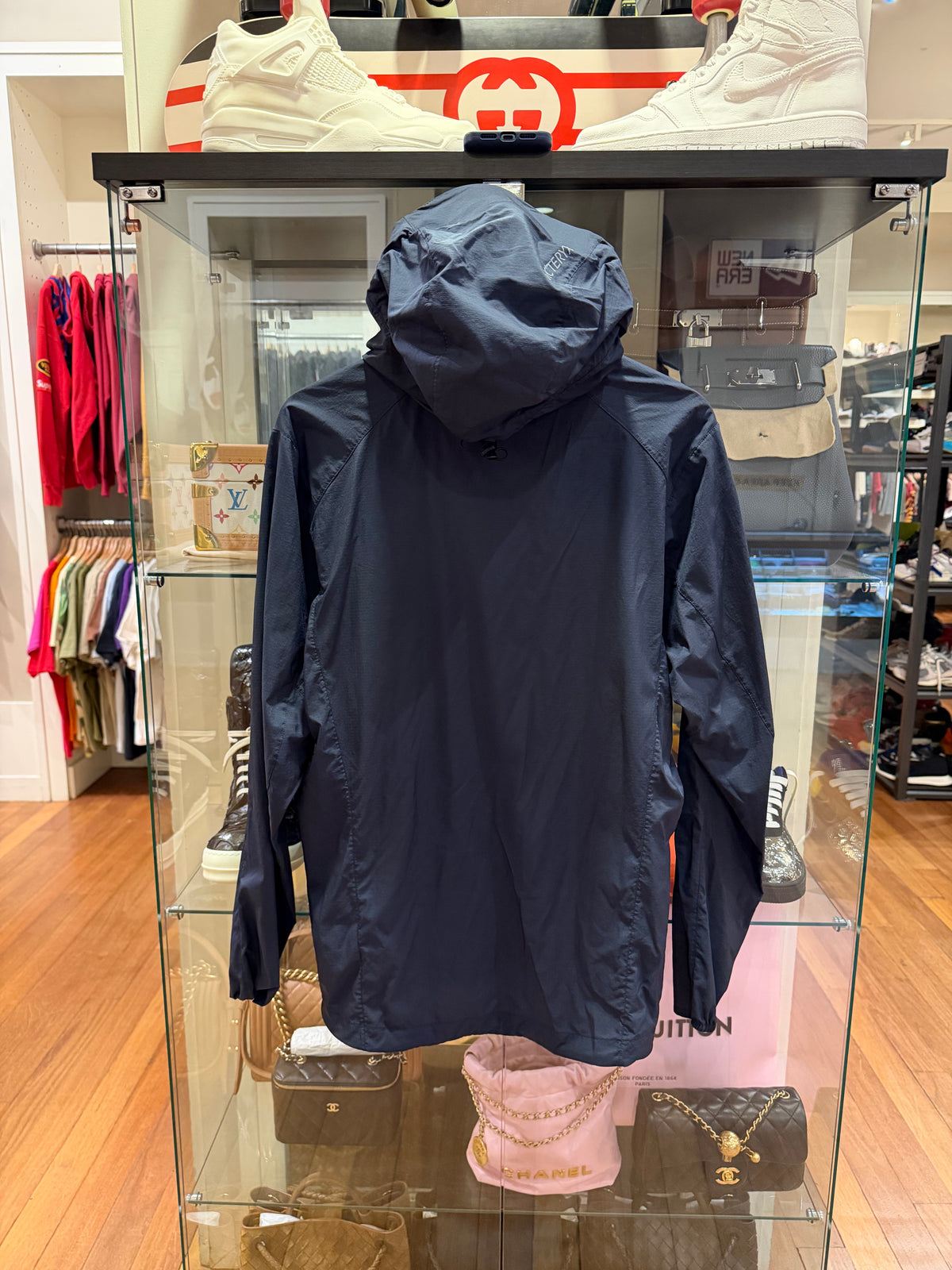 Arc’teryx Squamish Lightweight Hoodie - Navy