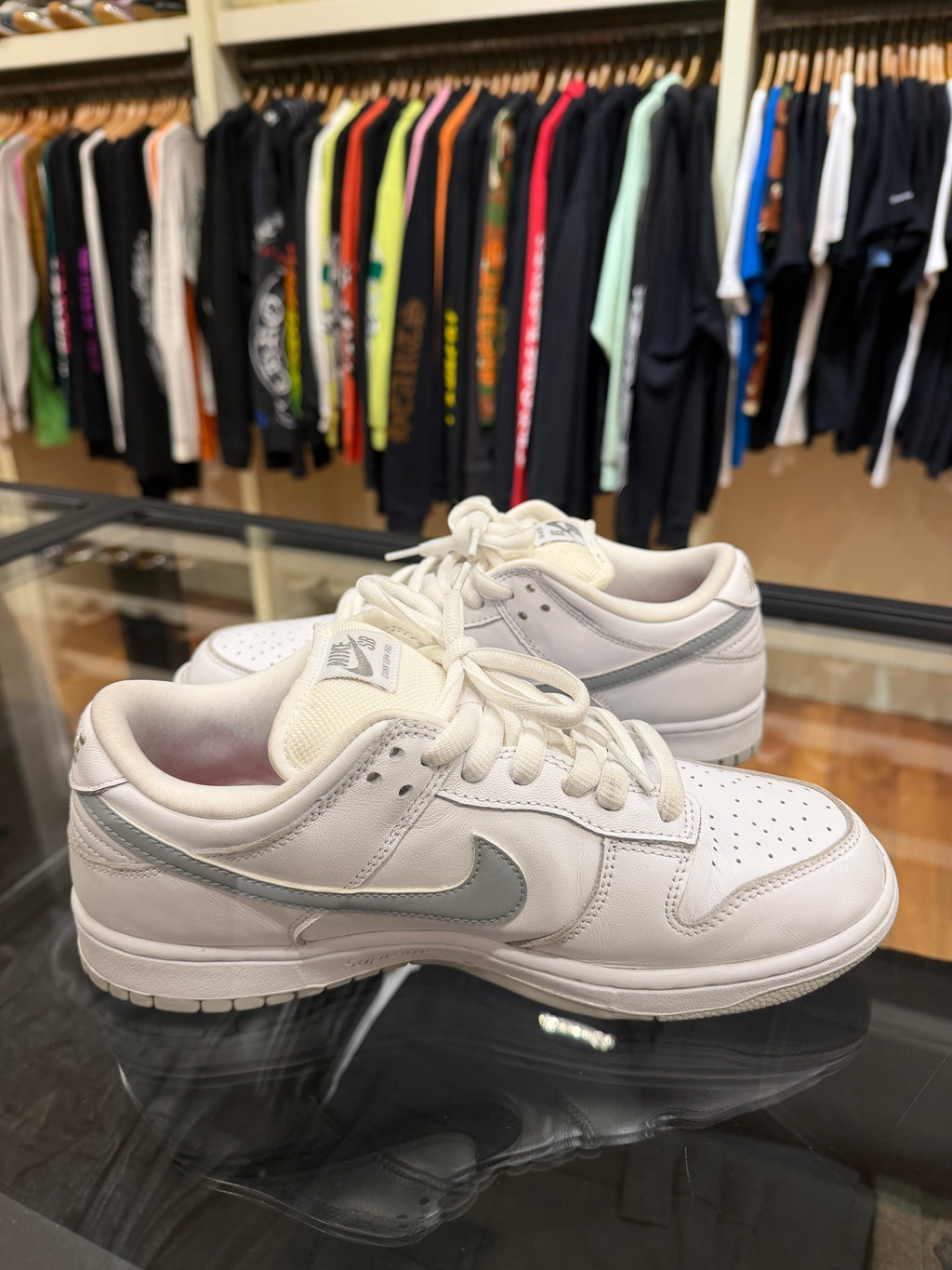 Supreme x Nike SB Dunk Low 94 ‘White Metallic Silver’