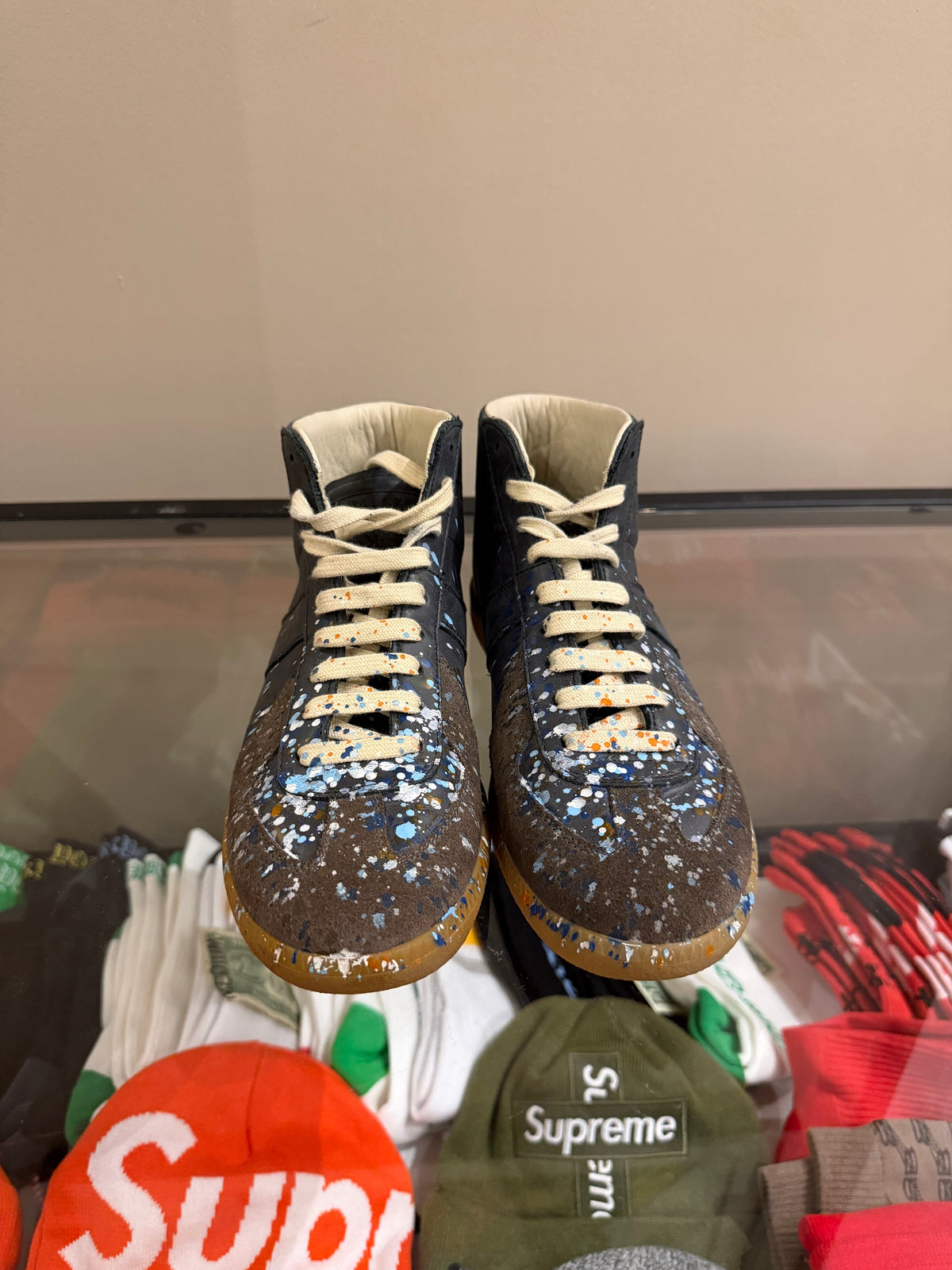 Maison Margiela Replica High
- Navy/Paint Splatter