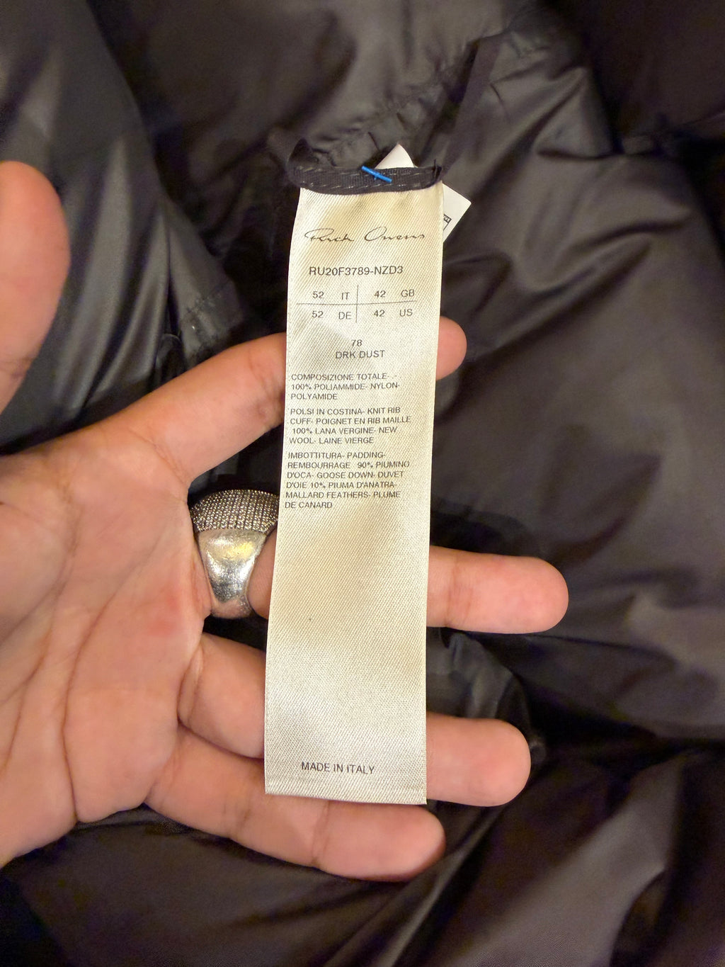 Rick Owens Jumbo Down IES
Coat - Grey