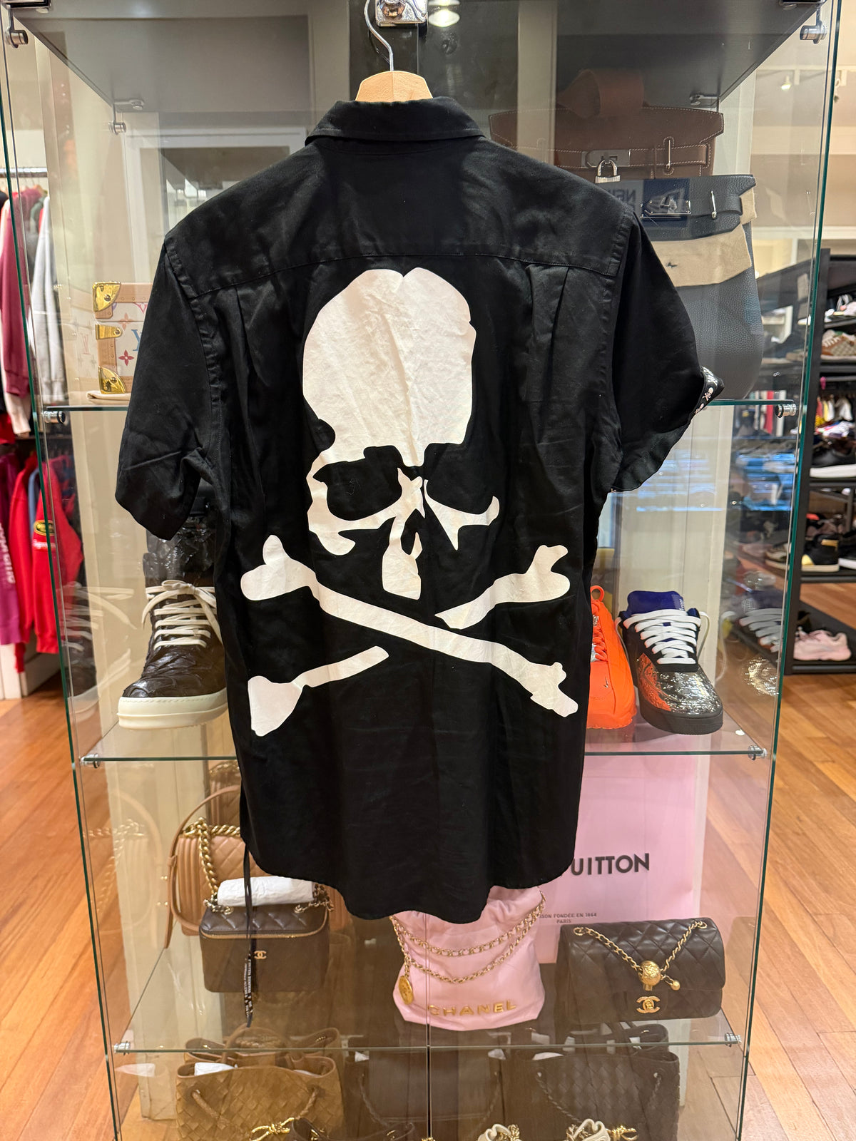 Mastermind Button Up Short
Sleeve - Black
